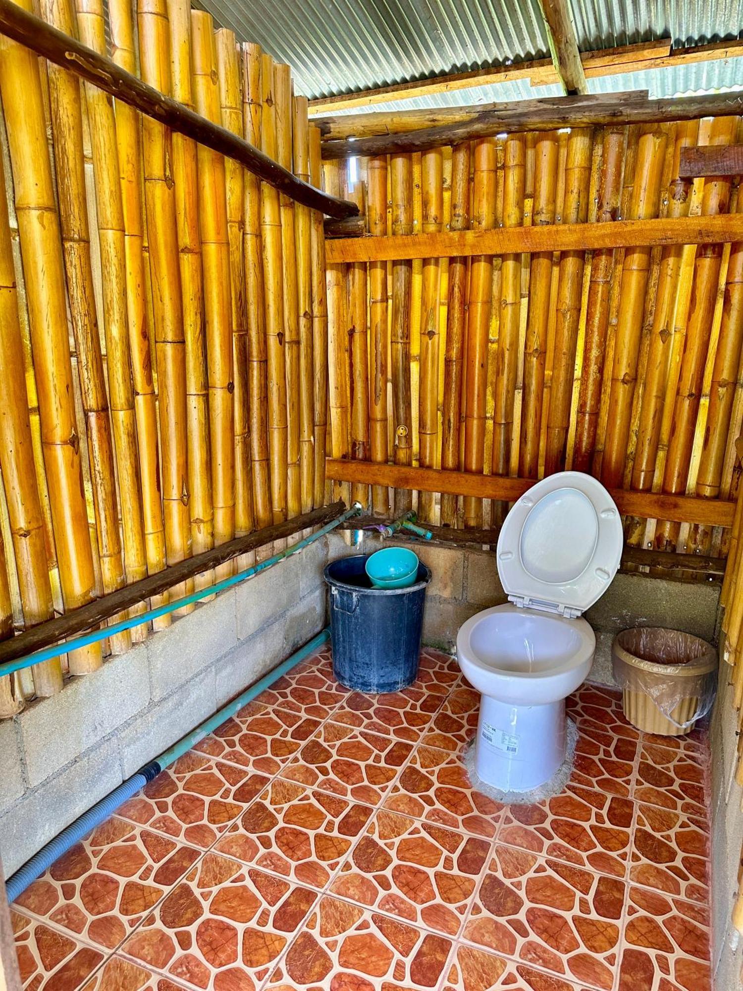 Twin Hut Hotel Pai Exterior photo